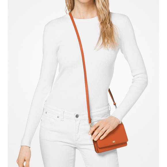 MICHAEL Kors Pebble Leather Phone  Crossbo… - Picture 2 of 4